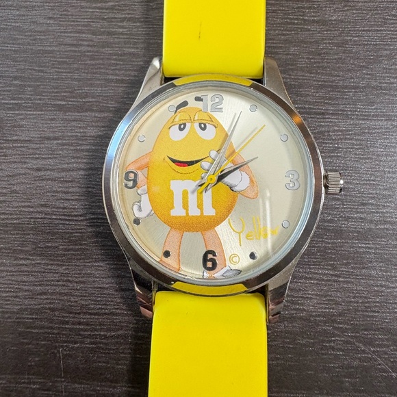 M&M'S Accessories - 2008 Yellow M&Ms Collectable Watch